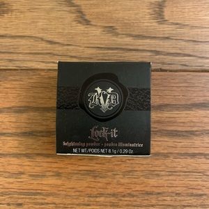BNIB Kat Von D Brightening Powder Deluxe 0.29oz